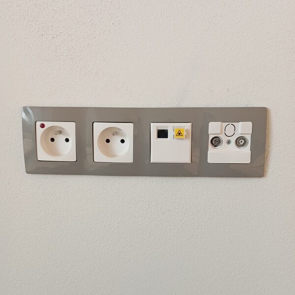 Připojeni Internetových zásuvek RJ45